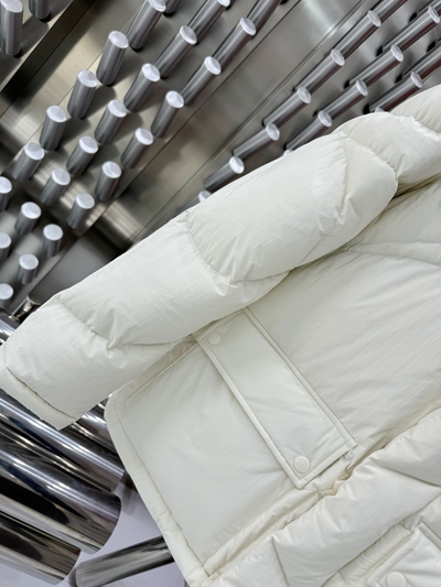 ハイクオリティダウンジャケット内部構造